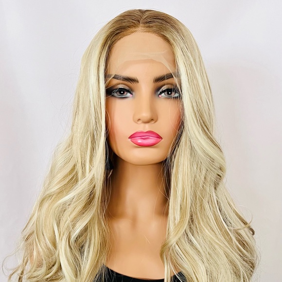 Gorgeous Premium Fiber Ombre Blonde Mix Wig with a Versatile 13x3 Lace Front - Picture 10 of 11